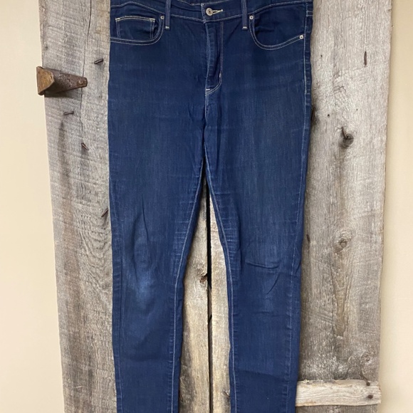 Levi's Slimming Skinny - Picture 3 of 6